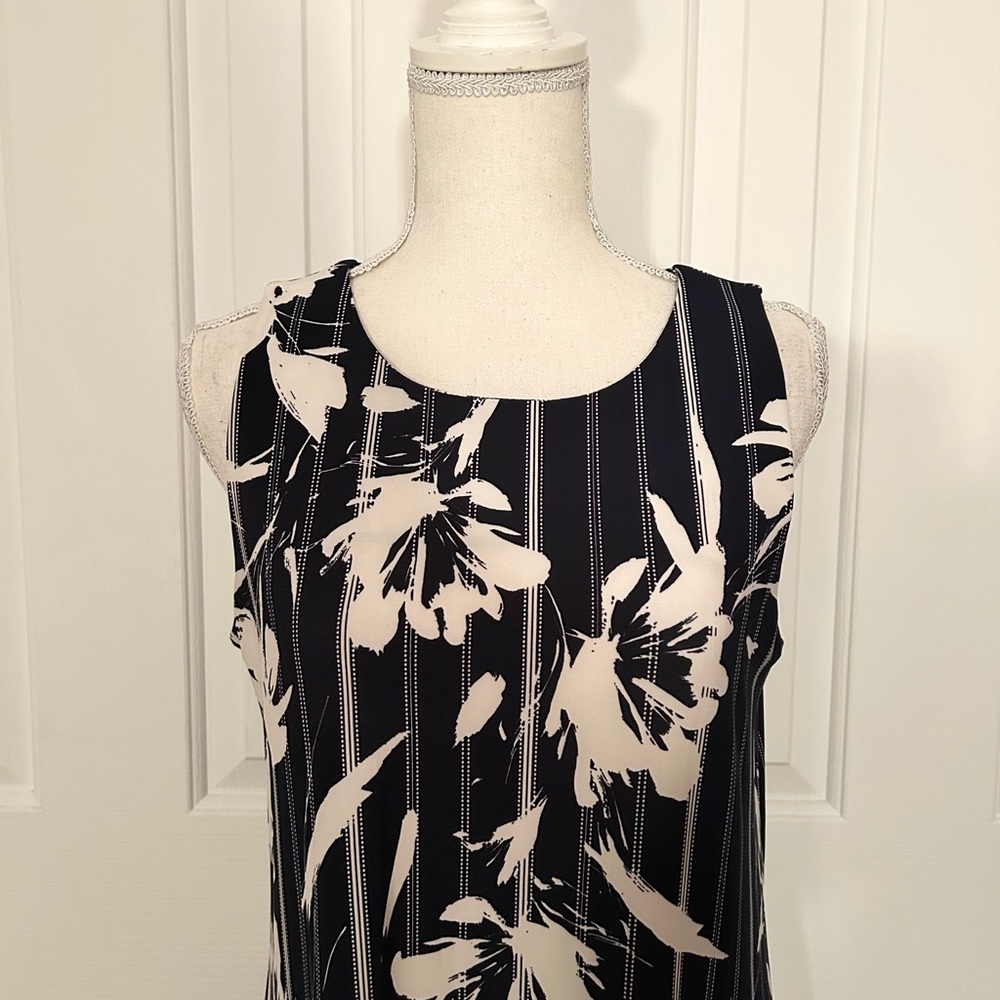 NWOT CHAPS by RALPH LAUREN Floral Midi Dress, Navy Blue & White, Size Medium - Picture 2 of 6